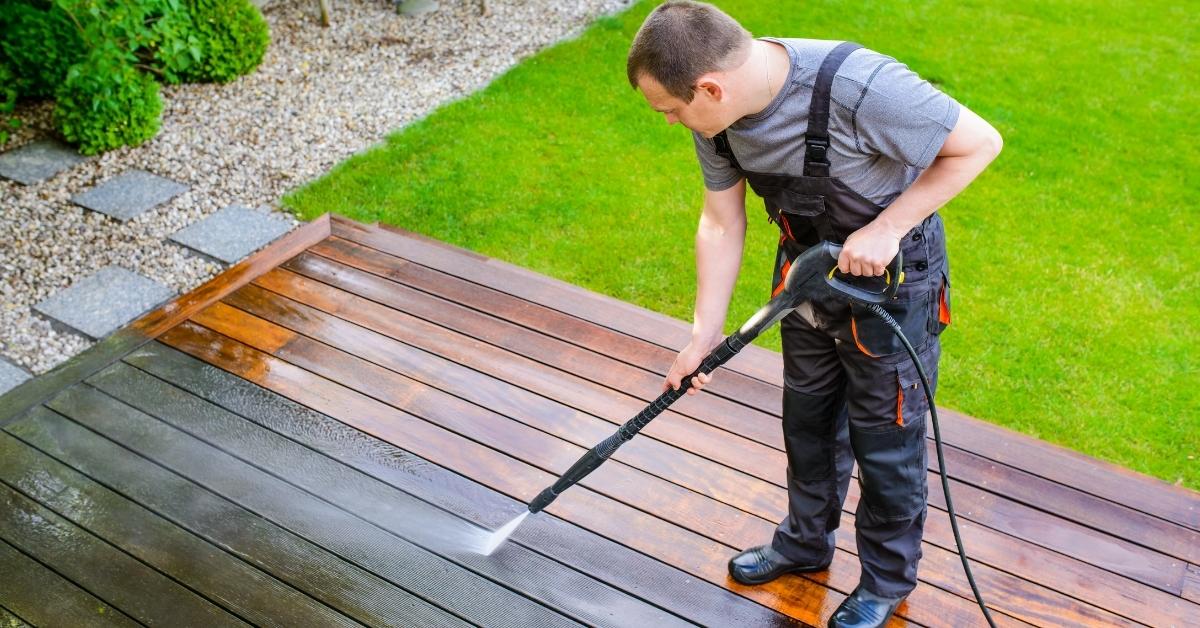 How to Power Wash A Deck in 5 Easy Steps