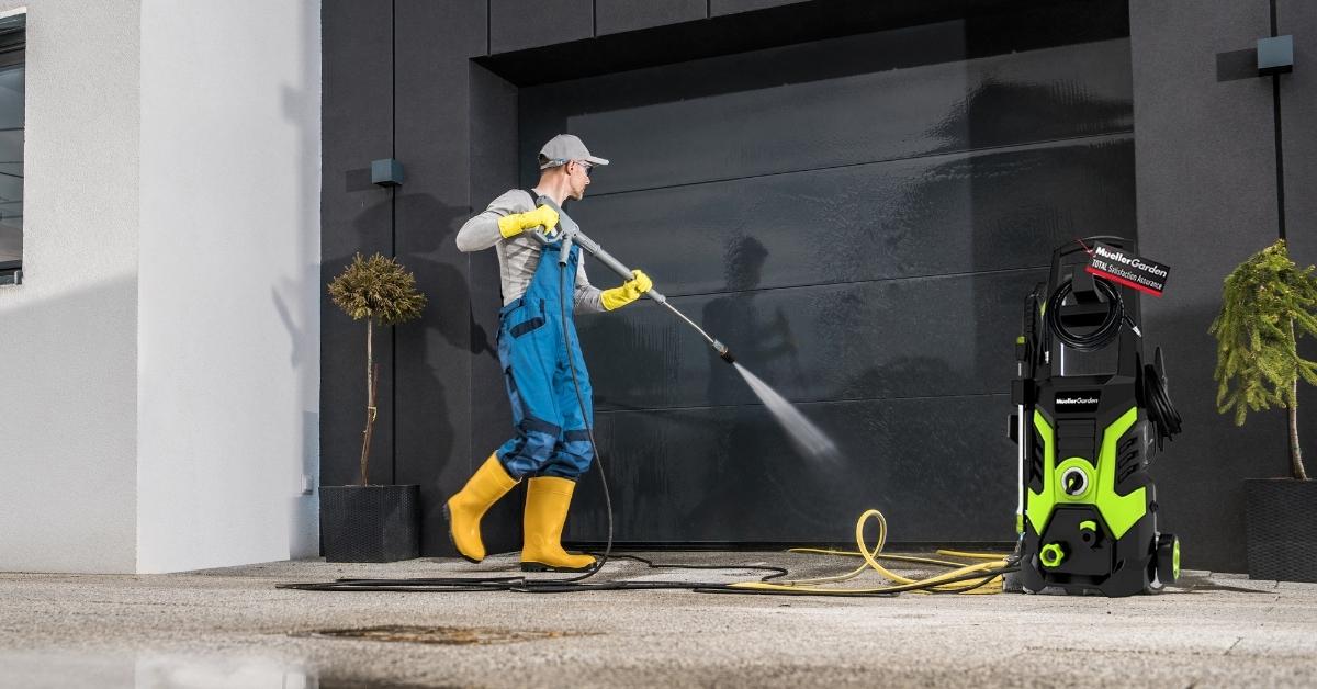 The Mueller UltraForce Electric Pressure Washer: 1700W of Power for Tough Jobs