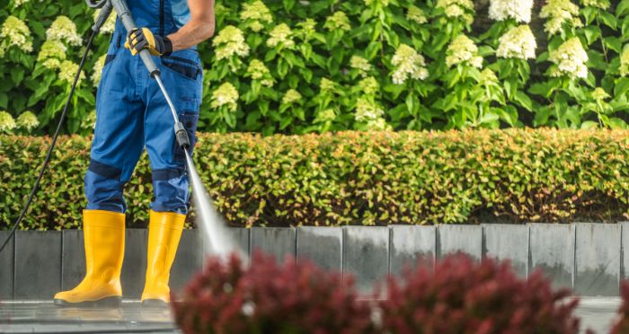 Does a Pressure Washer Consume More than a Garden Hose